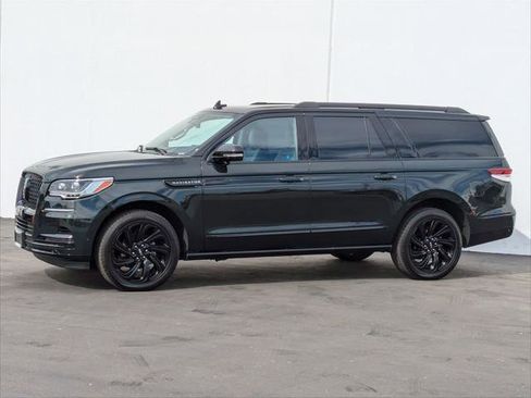 New 2023 Lincoln Navigator L Black Label image 2
