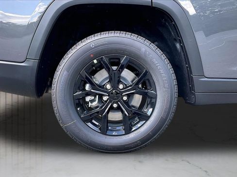 New 2026 Jeep Grand Cherokee L 4WD image 36