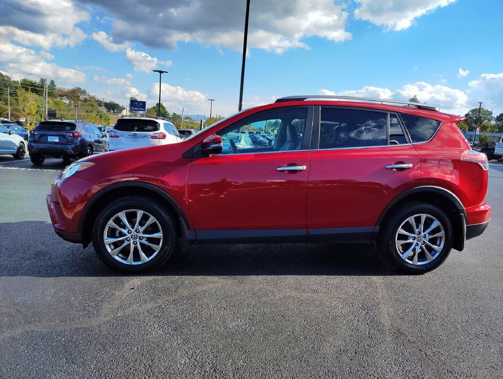 Used 2017 Toyota RAV4 Limited w/ Advanced Technology Package AWD/4WD image 3