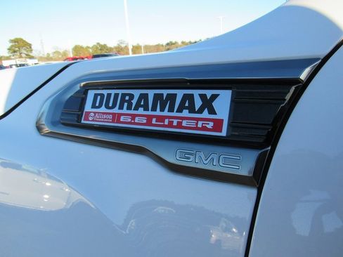 Used 2021 GMC Sierra 2500 AT4 w/ AT4 Premium Plus Package image 10