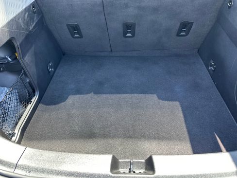 Used 2017 Chevrolet Volt LT FWD image 13
