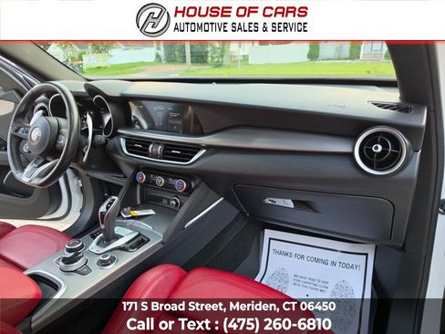 Used 2022 Alfa Romeo Stelvio Veloce AWD/4WD image 49