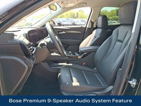 Used 2025 Buick Envision Preferred AWD/4WD image 2