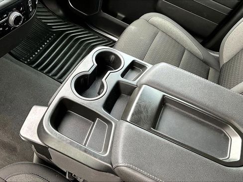 Used 2025 Chevrolet Silverado 1500 LT AWD/4WD image 16