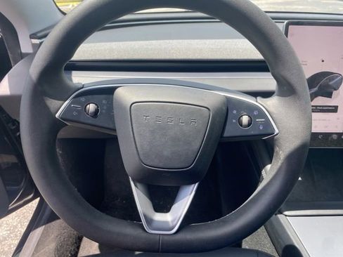 Used 2024 Tesla Model 3 Long Range RWD image 17