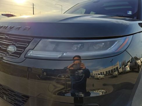 Used 2023 Land Rover Range Rover Sport SE image 6