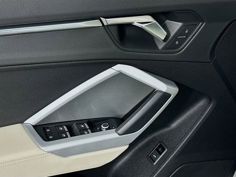 Used 2021 Audi Q3 2.0T Premium Plus w/ Premium Plus Package image 18