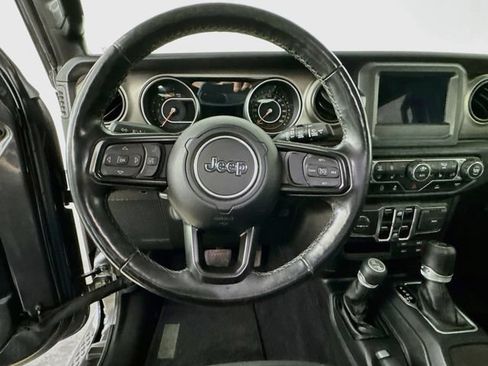 Used 2021 Jeep Wrangler Unlimited Sport AWD/4WD image 14