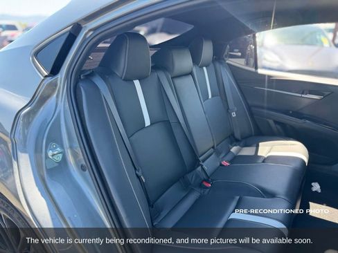 Used 2025 Toyota Camry SE w/ Convenience Package FWD image 13