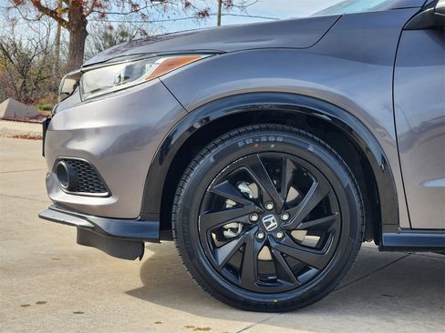 Certified 2022 Honda HR-V Sport image 8