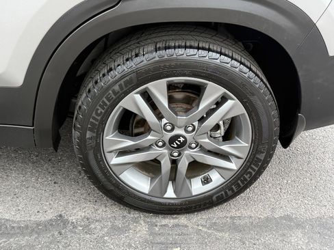 Used 2021 Kia Seltos S AWD/4WD image 10