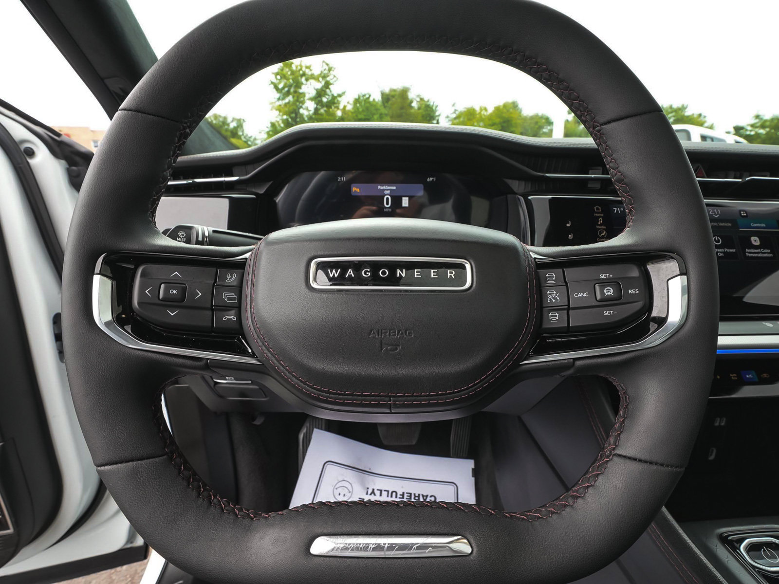 Used 2024 Jeep Wagoneer Launch Edition AWD/4WD image 20
