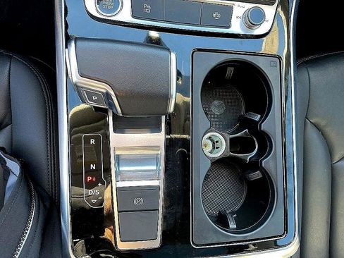 Used 2024 Audi Q7 2.0T Premium Plus image 23