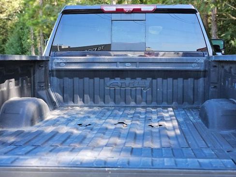 Used 2024 GMC Sierra 2500 AT4 w/ Technology Package image 29