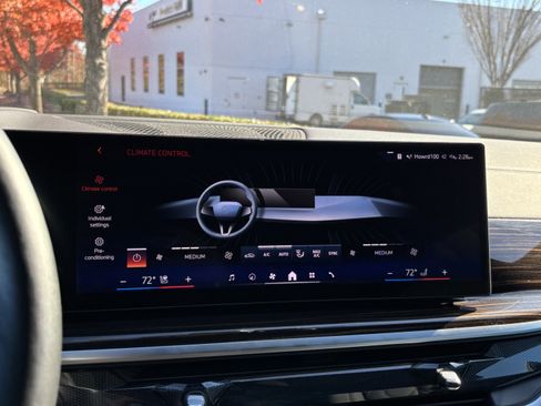 Certified 2025 BMW X6 xDrive40i image 26