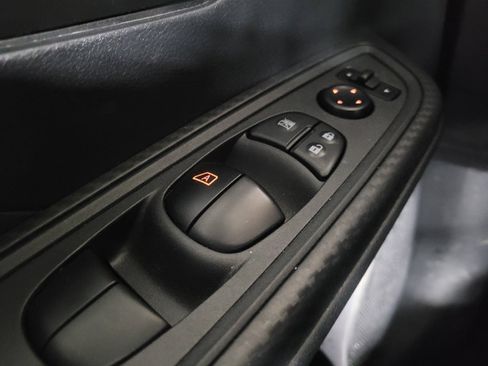 Used 2024 Nissan Versa S w/ Trunk Package image 27