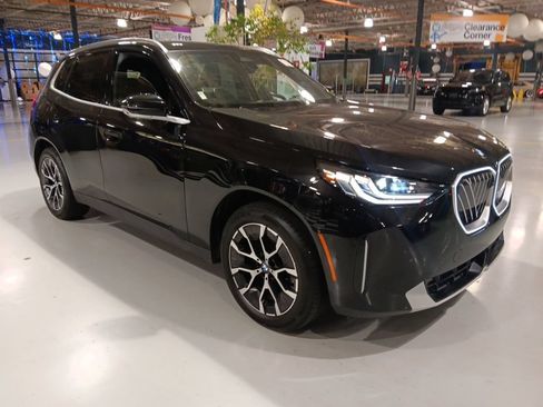 Certified 2025 BMW X3 xDrive30i AWD/4WD image 1