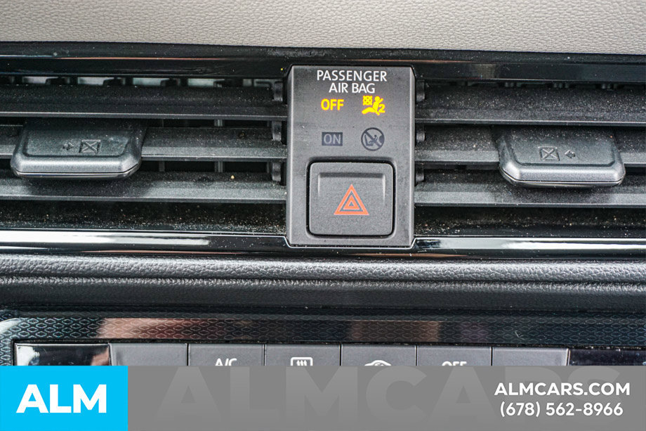 Used 2025 Volkswagen Taos S FWD image 39