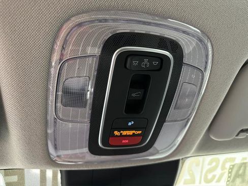 New 2025 Hyundai Elantra Limited image 31