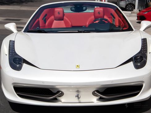 Used 2012 Ferrari 458 Spider RWD image 10