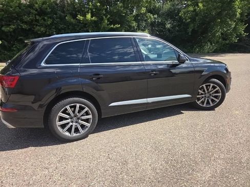 Used 2018 Audi Q7 3.0T Premium Plus w/ Premium Plus Package AWD/4WD image 16