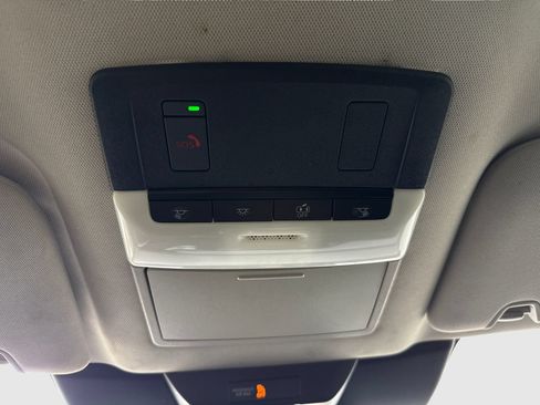 Used 2023 Nissan Pathfinder SL FWD image 33