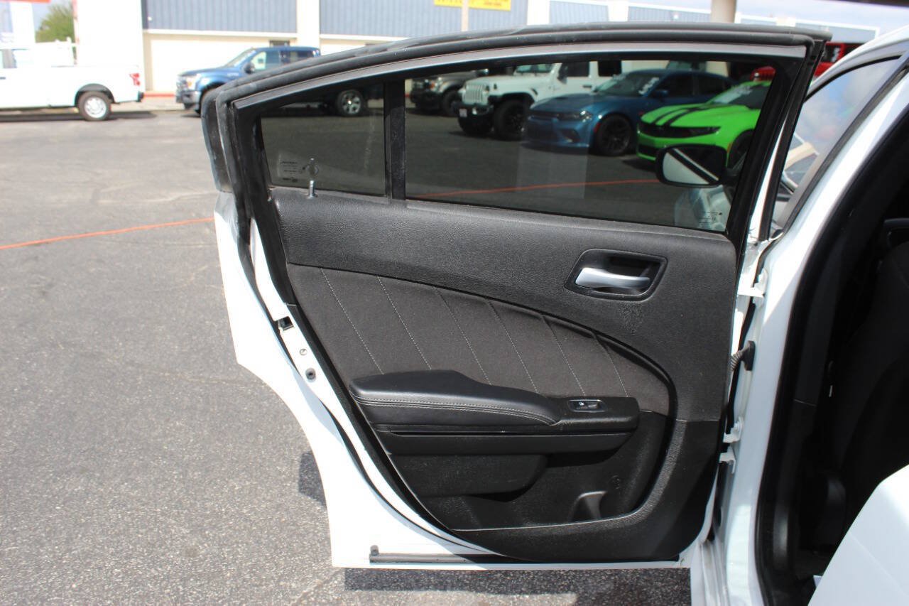 Used 2023 Dodge Charger R/T w/ Blacktop Package RWD image 19