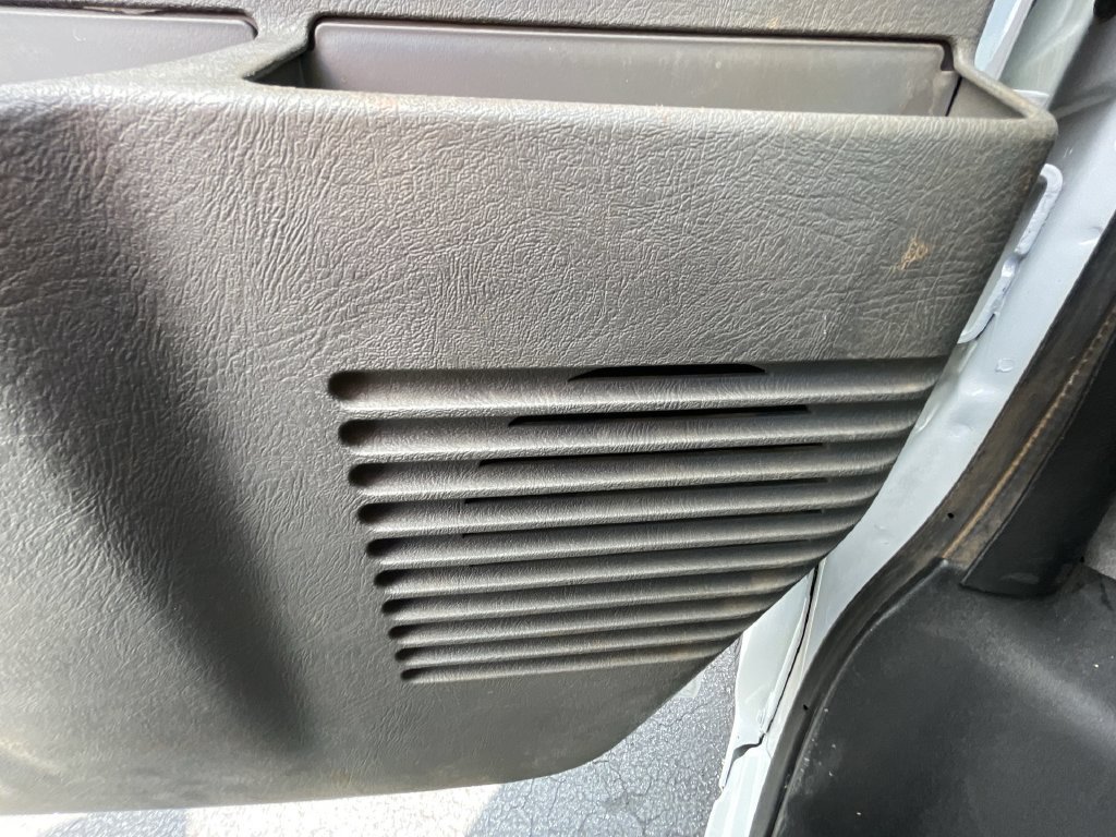 Used 2022 Chevrolet Express 3500 w/ Power Convenience Package RWD image 22