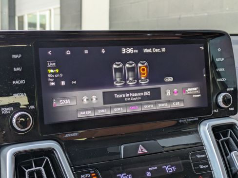 Used 2022 Kia Sorento SX Prestige w/ Rust Color Package image 16