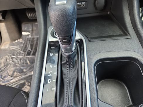 Used 2021 Nissan Sentra SV FWD image 25
