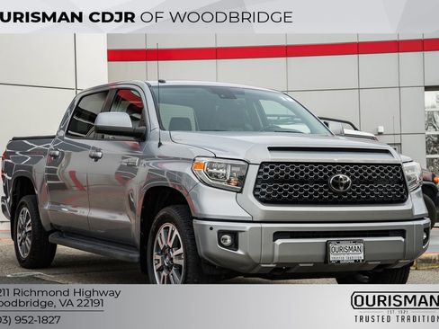 Used 2019 Toyota Tundra Platinum image 1