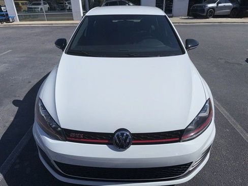 Used 2017 Volkswagen GTI Sport image 2
