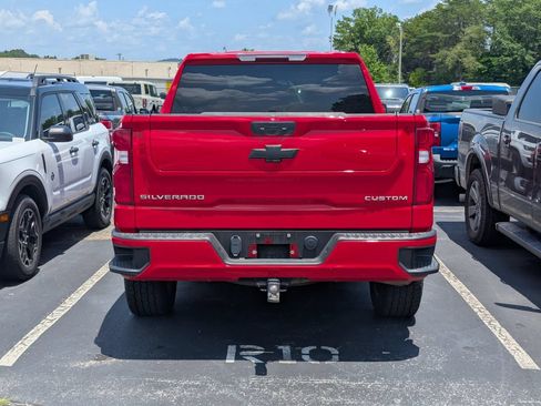Used 2022 Chevrolet Silverado 1500 Custom w/ Safety Confidence Package AWD/4WD image 6