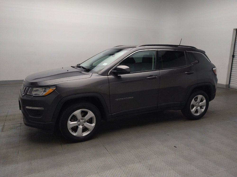 Used 2021 Jeep Compass Latitude w/ Convenience Group AWD/4WD image 3