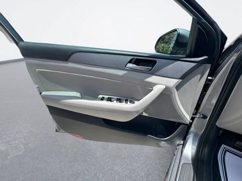 Used 2019 Hyundai Sonata SEL FWD image 31