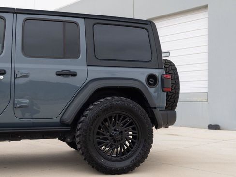 Used 2024 Jeep Wrangler Unlimited Sport AWD/4WD image 11