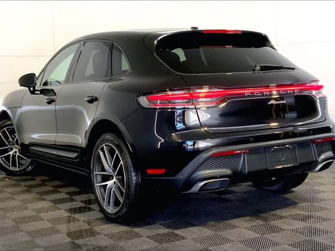 Used 2025 Porsche Macan image 3
