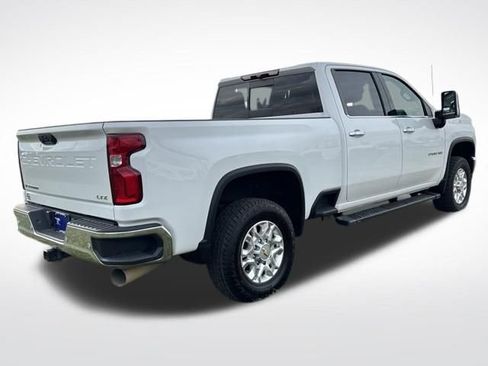 Used 2023 Chevrolet Silverado 2500 LTZ w/ LTZ Plus Package image 6