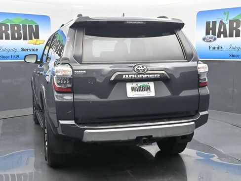 Used 2024 Toyota 4Runner TRD Off-Road image 4