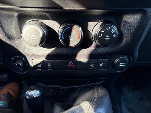 Used 2015 Jeep Wrangler Unlimited Sahara w/ Max Tow Package image 29