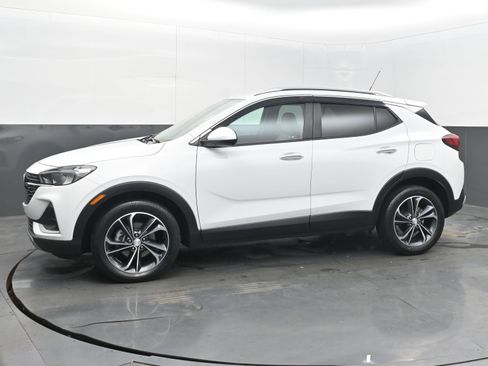 Used 2023 Buick Encore GX Select image 5