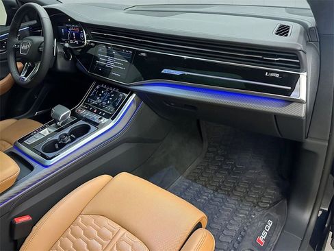 Used 2025 Audi RS Q8 performance image 5