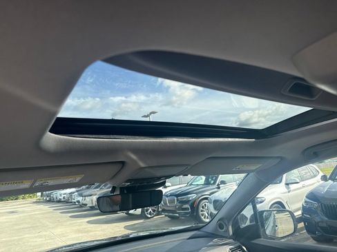 Used 2019 Honda Pilot Elite image 26