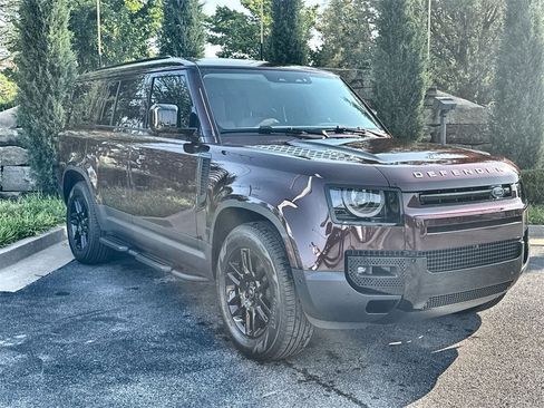 Used 2025 Land Rover Defender 130 S image 7