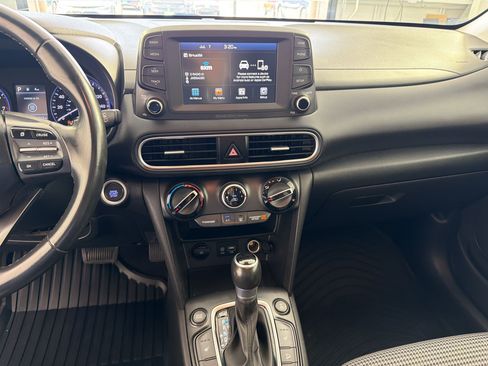 Used 2020 Hyundai Kona SEL AWD/4WD image 18