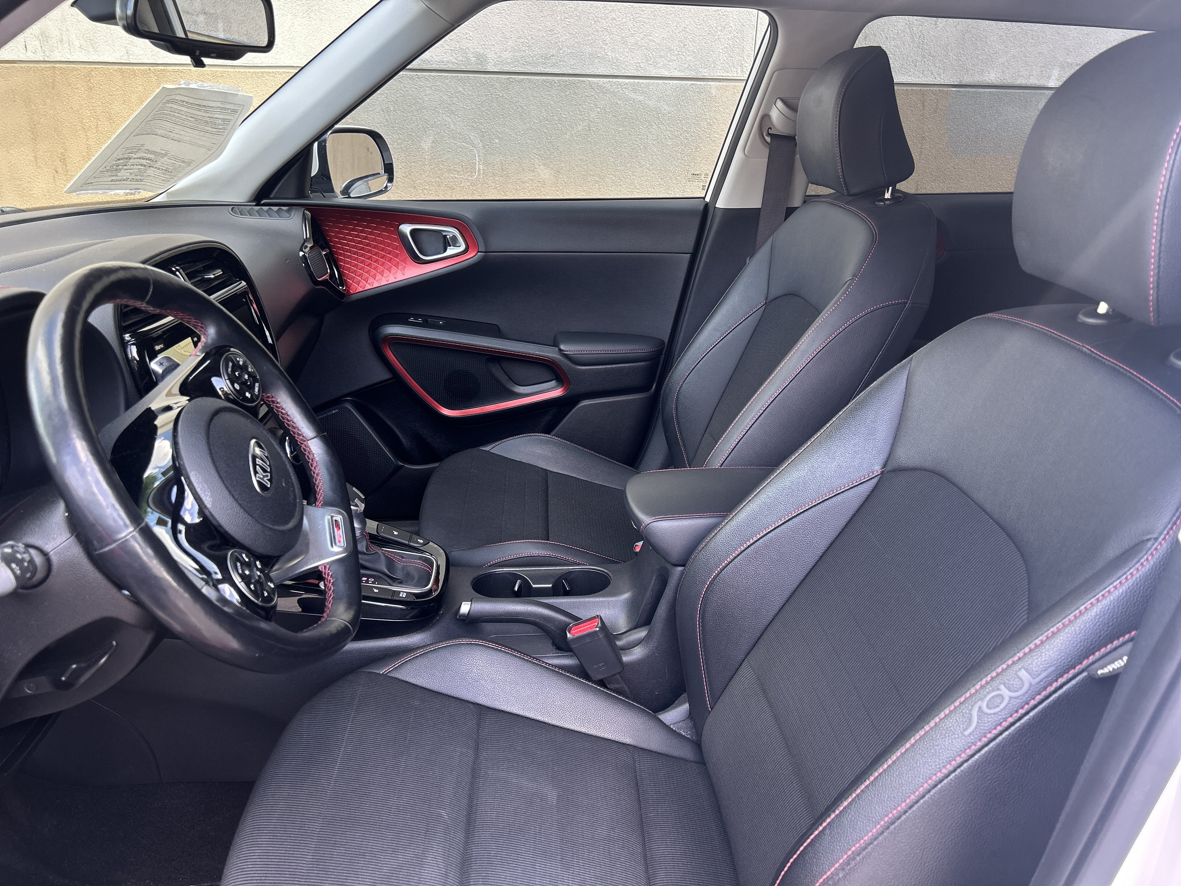 Used 2020 Kia Soul GT-Line Turbo FWD image 10