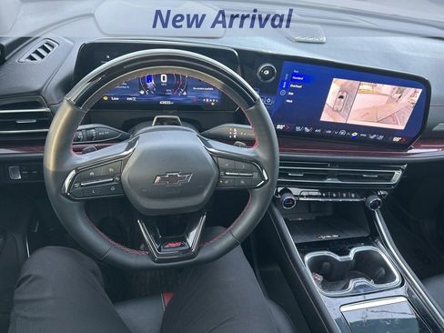 Certified 2024 Chevrolet Traverse RS image 7