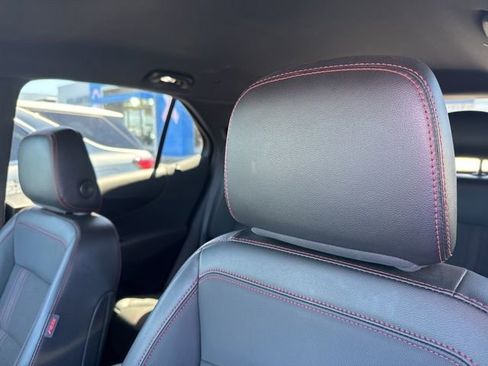 Certified 2022 Chevrolet Equinox RS image 4