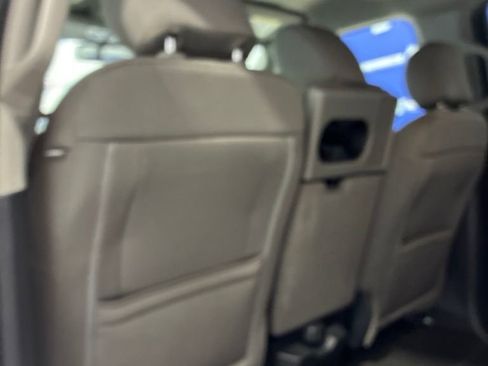 Used 2018 Ford F150 XLT w/ Equipment Group 302A Luxury AWD/4WD image 25