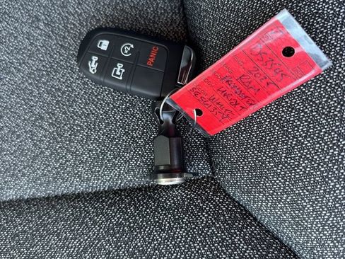 New 2025 RAM ProMaster 3500 w/ Quick Order Package 22G SLT image 37